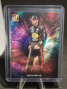 2024 PANINI DONRUSS RACING MARTIN TRUEX JR. #8 MOVIMIENTOS NOCTURNOS ESTUCHE SSP HIT NASCAR - Imagen 1 de 2