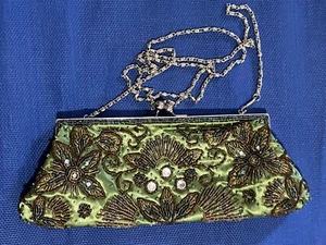 Bolso de mano Bisou Bisou Michele Bohbot verde con cuentas con cadena - Imagen 1 de 3