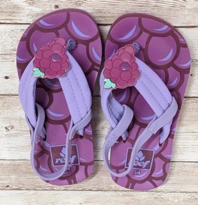 Сандалии-стринги Reef для девочек размер 3/4 фиолетовые с открытым носком маленькие Ahi с ремешком на спине RF0A2WHQ - Изображение 1 из 4