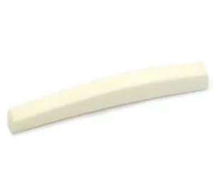 BN-0206-000 Bleached Slotted Guitar Bone Nut Curved Fender Strat/Tele - Picture 1 of 1