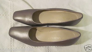 Enzo Angiolini Silver Leather High Heel Pumps Size 8 N Made in Spain - Picture 1 of 5