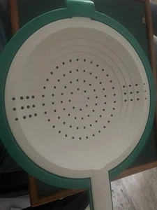 Tupperware Sieb Saladin in grün-Weiß Rar - Bild 1 von 14