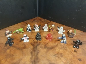 Set mit 14 Star Wars Micro Force Miniaturfiguren. Sehr guter Zustand. - Bild 1 von 11