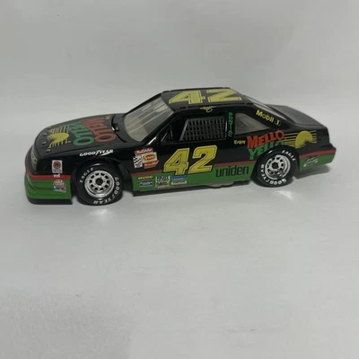 NASCAR Racing Collectable #42 Amarillo Suave Kyle Petty Revell Usado 1/43 Diecast Foto 1 de 4