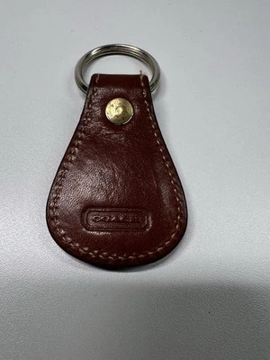 Vintage COACH Keychain Classic Brown black Leather Teardrop  1990s - Изображение 1 из 4