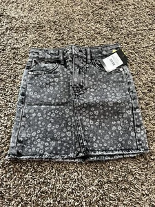 Girls Denim Skirt - Art Class Black Floral M - Picture 1 of 4
