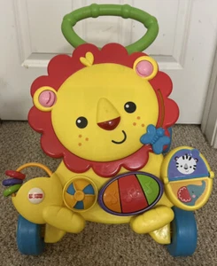 Fisher Price Lion Walker First Step Learning Activity Toy Mirror Piano Musical  - Picture 1 of 2