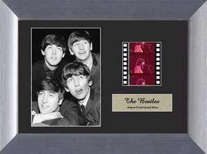 Celda de película enmarcada y foto de 5"" x 7"" de música pop rock and roll de música pop rock and roll de los beatles de los años 60"" nueva - Imagen 1 de 1