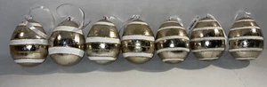 Pier One Ornament Set Easter Egg Christmas Holiday Ornaments Silver Gold Stripe - Bild 1 von 7
