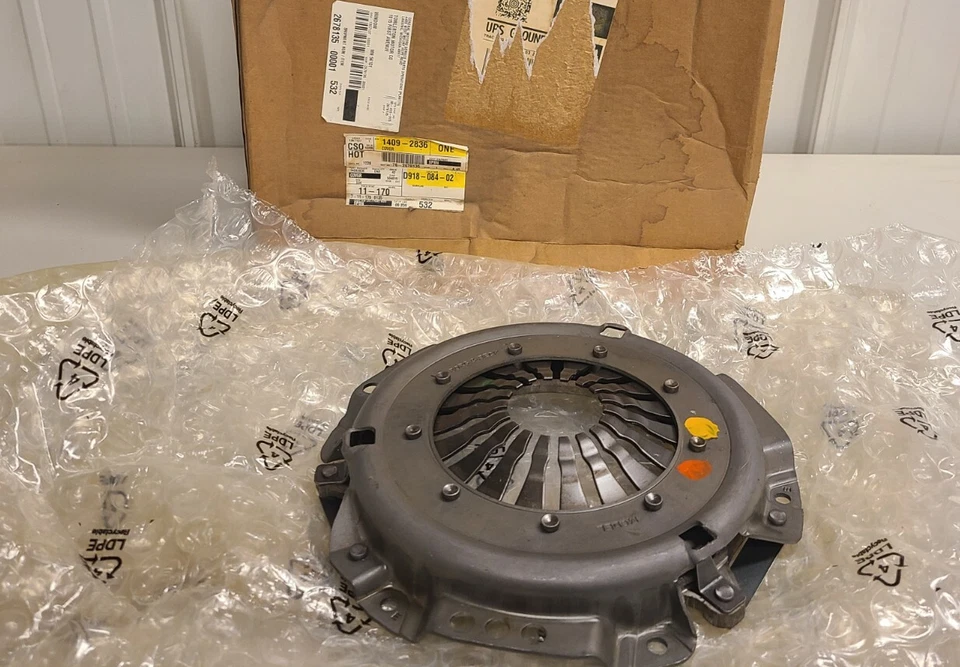 GENUINO EMBRAGUE GM 14092836 NUEVO FABRICANTE ORIGINAL 1982-1991 PONTIAC SUNBIRD GRAND AM J2000 Foto 1 de 4