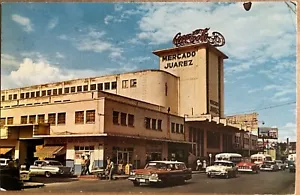 Cartel postal de Coca Cola escena callejera de México de Juárez c1960 - Imagen 1 de 9