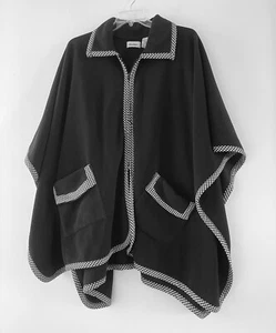 LeModa Women’s Black White Trim Fleece Cape Poncho Zipper Down Pockets One Size - Picture 1 of 7