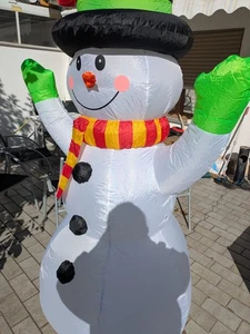 Aufblasbarer Schneemann Weihnachtsdekoration Deko mit LED Beleuchtung 7ft - Bild 1 von 2