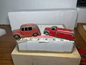 2 Vintage Dinky Toys Fire Engine 25h/250 & Petrol Tanker 30p/440 *Repair Restore - Picture 1 of 24