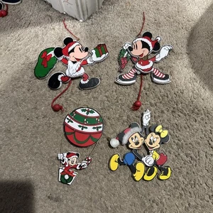 De colección Walt Disney Minnie Mouse Tirador de Madera Cuerda Adorno de Navidad más 3 🎄 - Imagen 1 de 10