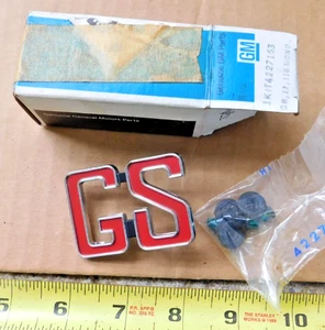 NOS "GS" QUARTER PANEL EMBLEM FOR 1966 BUICK SKYLARK GRAND SPORT 66 NEW - Picture 1 of 2