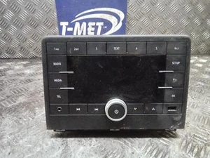 RENAULT CLIO V 2019-2024 RADIO CD STEREO HEAD UNIT WITH SCREEN 281157569R - Picture 1 of 7