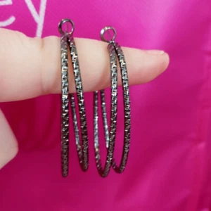 Women Oval Hoop Earrings 1.8" Gunmetal Gray Fashion Jewelry - Picture 1 of 3