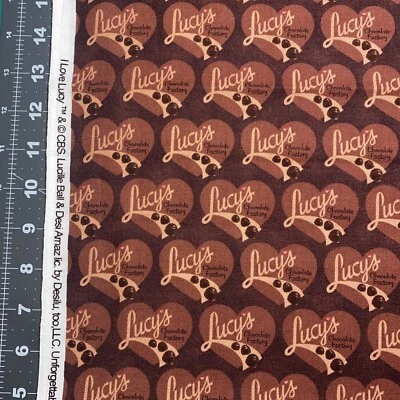 "I Love Lucy Corazones CHOCOLATE Acolchado Tesoros FQ FUERA DE CIRCULACIÓN Tela de Algodón 18 por 22""" Foto 1 de 3