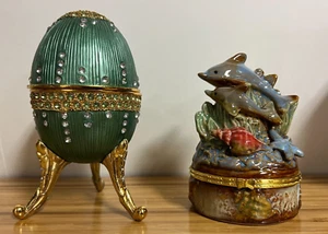Trinket Boxes hinged (2) - Green Egg shaped w/music and Dolphin - Picture 1 of 6