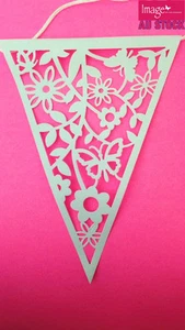 Butterfly Flower Bunting 8M Length White with Satin Cord Wedding Decor GKI-C48BT - Picture 1 of 2