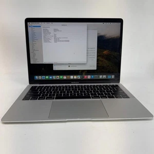 Apple MacBook Air 13,3" i5 1,6GHz 8GB RAM 128GB SSD Silber A1932 2019 - Bild 1 von 9
