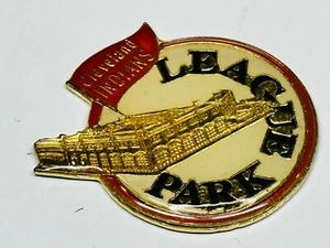 Vintage Old Cleveland Indians Brass Lapel Hat Pin Baseball League Park Stadium - Picture 1 of 2