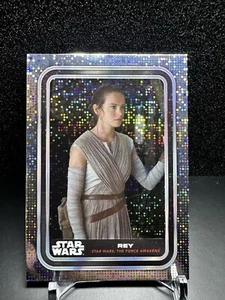 REY 2023 Star Wars High Tek New York Comic Con Exclusive White Sparkle Card - Picture 1 of 3