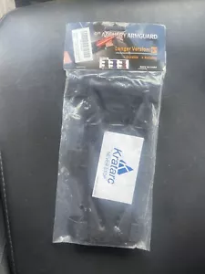 Bogenschießen 9" Armschutz Bogenbereich mit 3 Riemenschnallen Unterarmschutz Jagd - Bild 1 von 3