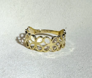 Anillo de eslabones de flores de oro amarillo sólido de 14K talla 6 - Imagen 1 de 4