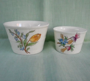 2 Royal Worcester bone china coopered barrel sugar bowls - 6 flower decals - Picture 1 of 6
