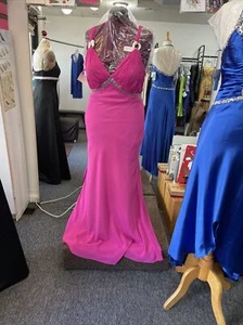 Bella Formals Venus Br. Cerise Prom Evening Special Occasions Dress size 16 - Picture 1 of 12