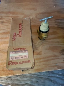 NORGREN CO. WATER REGULATOR MODEL #R43-301-NNLA - Picture 1 of 9