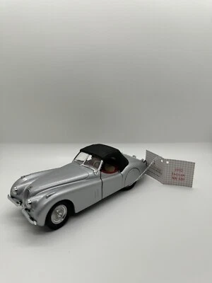 FRANKLIN MINT  1:24 Scale 1952 JAGUAR XK 120 SILVER PRECISION - Image 1 of 4