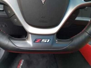 CORVETTE C7 STINGRAY Z51 VINYL DECAL FOR STEERING WHEEL - RED & WHITE - Foto 1 di 3