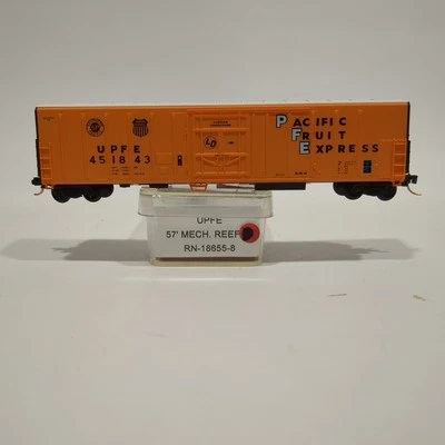 N Red Caboose RN-18655-8 57' Mech Reefer Union Pacific Fruit Express UPFE 451843 - Image 1 of 4