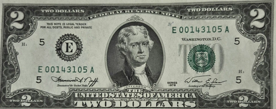 1976 $2.00 Uncirculated Bills Pristine Condition and CONSECUTIVE MINT SET - Image 1 of 4