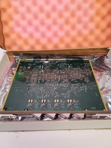 Alcatel-Lucent, LNW49, SOI9T4UCAE, S1:5, 1665 4-PORT OC12 LS OLIU - Afbeelding 1 van 5