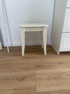 IKEA INGOLF Hocker, weiß - Bild 1 von 4