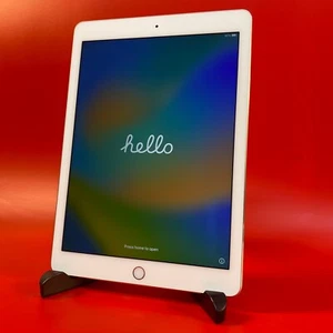 Apple iPad Pro 9.7" 2016 - Silver 128 GB - A1673 (Wi-Fi) - See Pictures and Desc - Picture 1 of 15