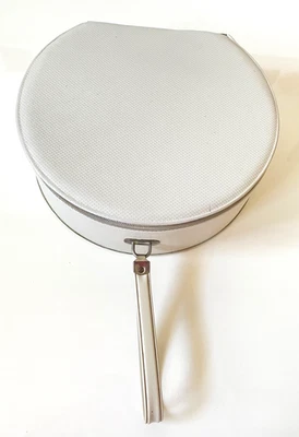 老式仅适用于1960年代吹风机的手提储物盒 — 第 1/4 张图片