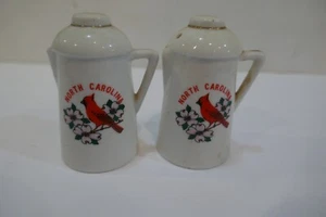 Vintage Noth Calolina W Cardinal Vogel Salz & Pfefferstreuer - Bild 1 von 3