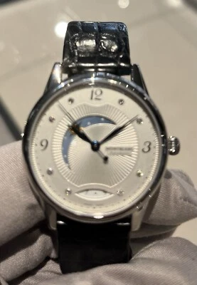 Nuevo reloj Montblanc Boheme automático esfera blanca acero inoxidable para dama 114730 $3,860 Foto 1 de 4