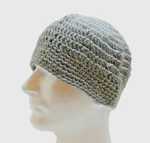 Gray Beanie OS Skull Cap Warm Soft Hat Handmade Crochet Hand Knit 7.5" Long NWT - Picture 1 of 9
