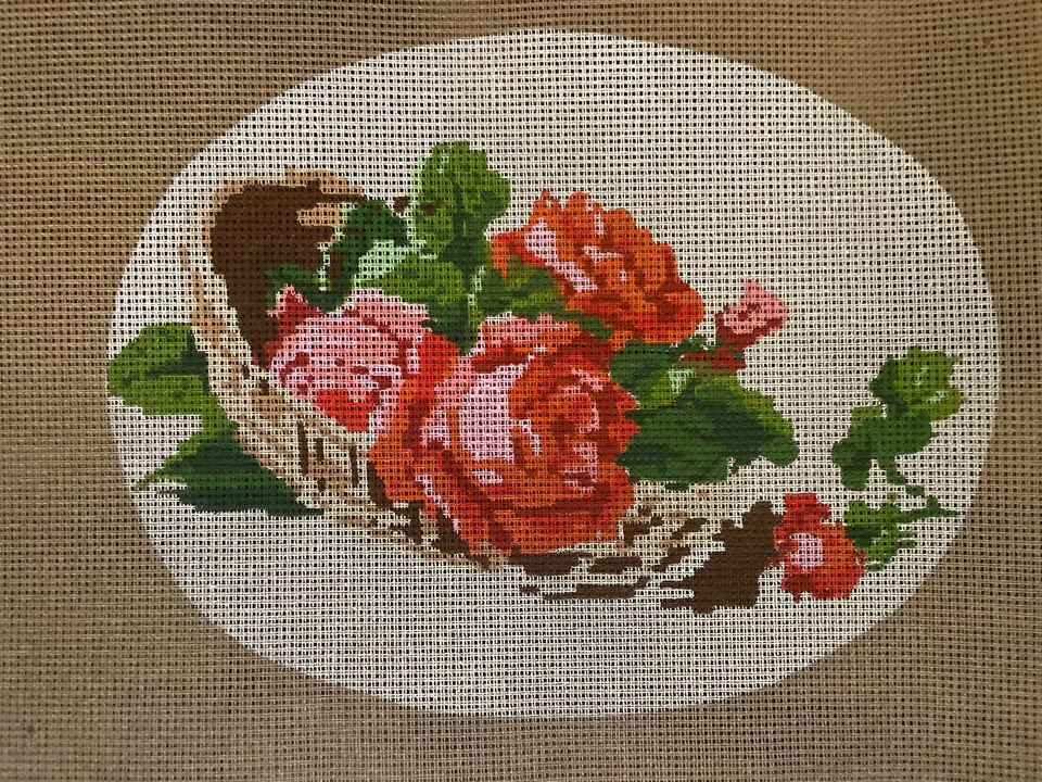 Needlepoint Tapestry Gobelin Temeljkovic   Red Roses 10x12 Inch - Image 1 of 1