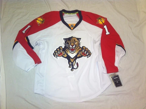 Roberto Luongo Florida Panthers 2015 White Reebok Authentic Road Jersey Size 54 Cover