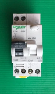 DISJONCTEUR A9N21026 DIFFERENTIEL A9N21454 SCHNEIDER ELECTRIC 20A 30mA TYPE A SI - Imagen 1 de 5