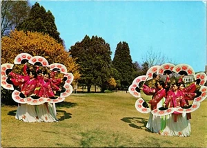 Traditional Women Fan Dancers South Korea Postcard - Bild 1 von 2