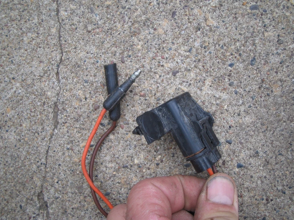 PORTAFUSIBLES TIGERSHARK 640 770 900 1000 1100 DAYTONA MONTEGO MONTE CARLO LINK Foto 1 de 1