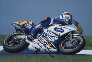 Wayne Gardner - Honda NSR 500cc handsigniertes Foto 6 - Bild 1 von 1